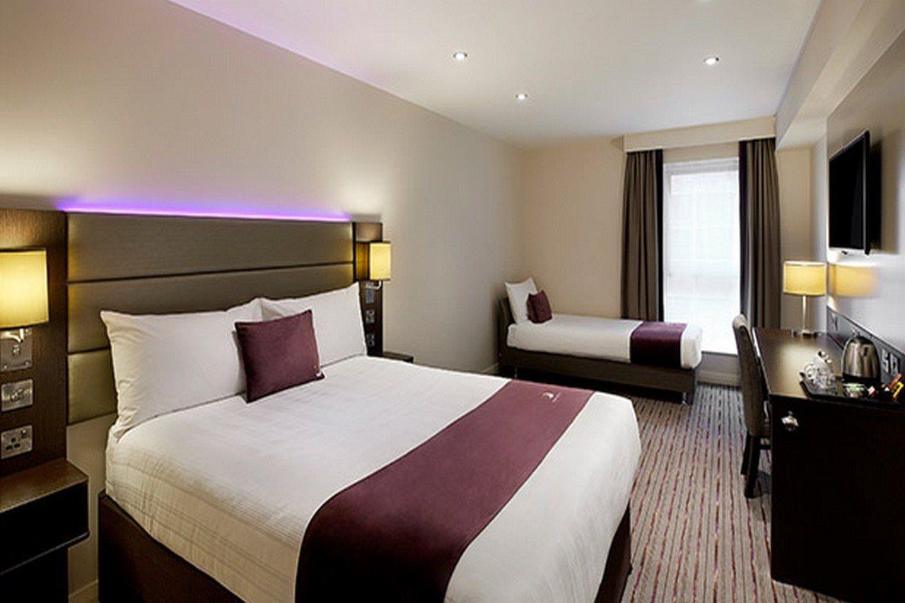 Premier Inn Premier Inn Stockport Central Exterior photo