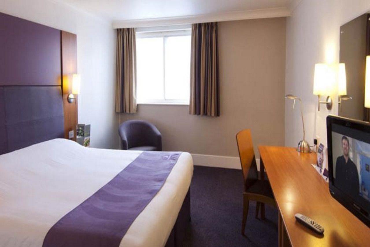 Premier Inn Premier Inn Stockport Central Exterior photo