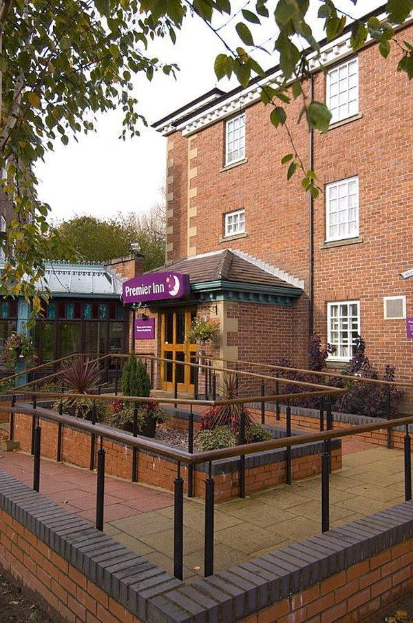 Premier Inn Premier Inn Stockport Central Exterior photo